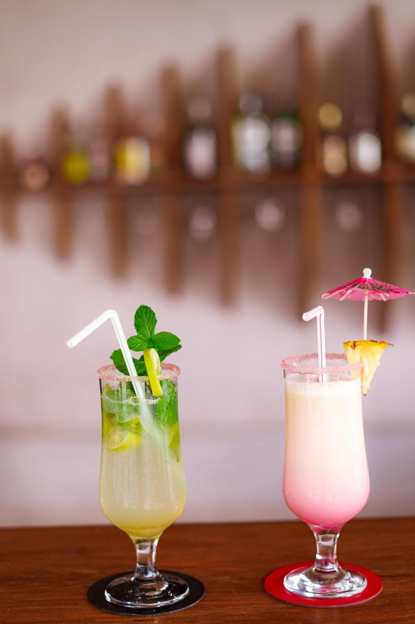 מורונדבה Hotel Baobab Cafe מראה חיצוני תמונה